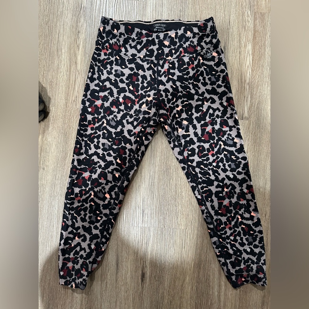 Leopard Print Women’s Leggings - Capris